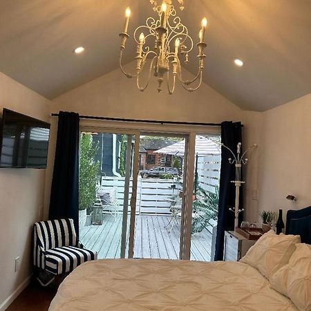 Adorable 1 Bedroom Cottage New York Eksteriør bilde
