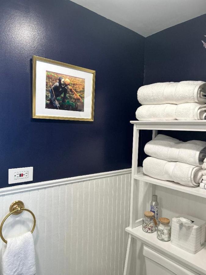 Adorable 1 Bedroom Cottage New York Eksteriør bilde